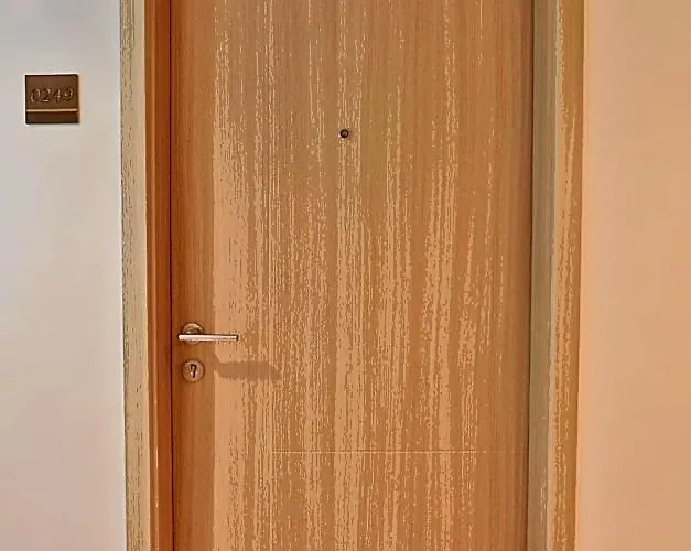 Bella At Grace Residences Отель Манила