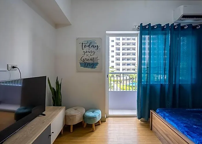 Отель Bella At Grace Residences
